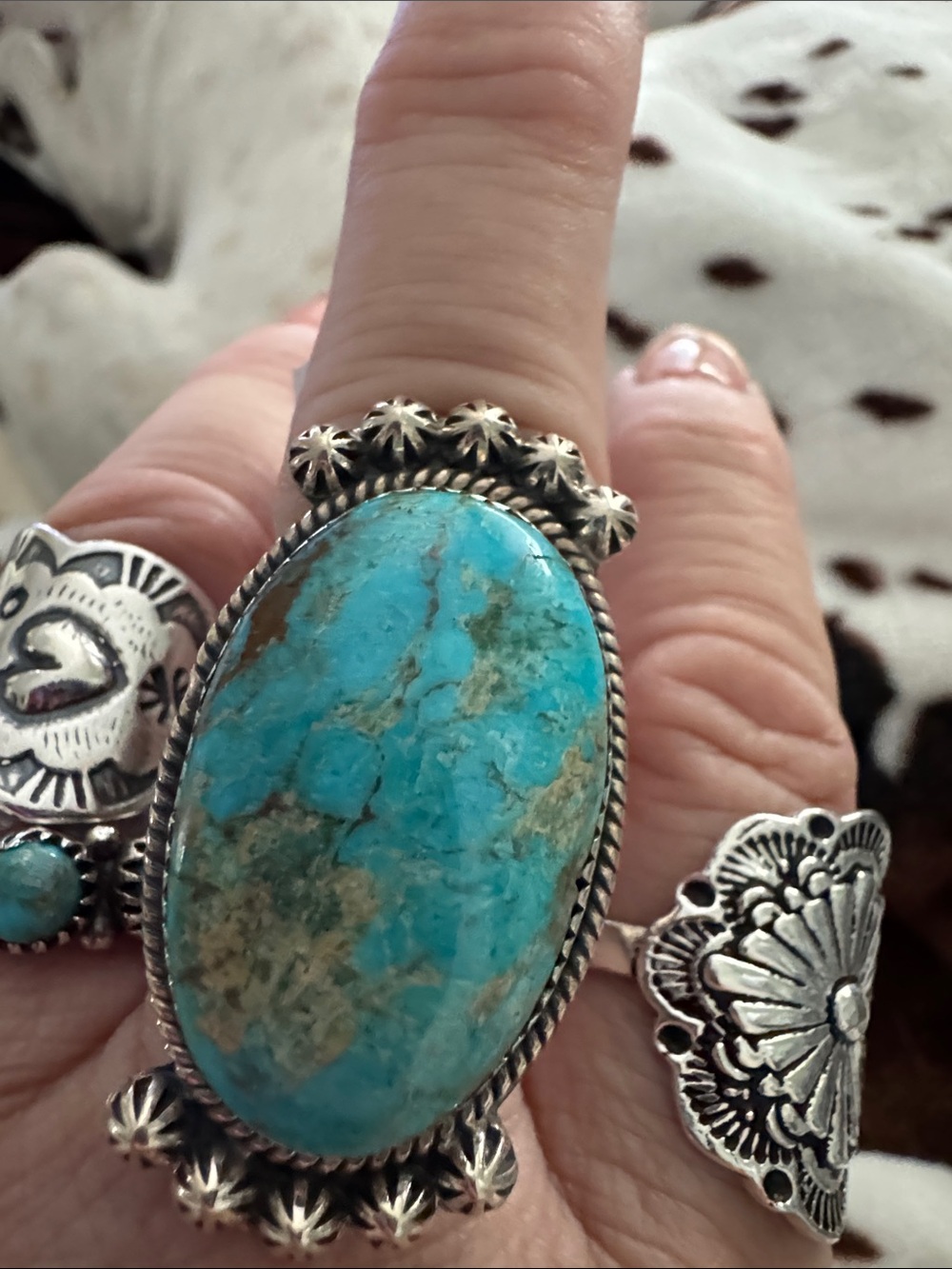 Turquoise Oval Statement Ring in Sterling Finish - Blue - Picture 2 of 6